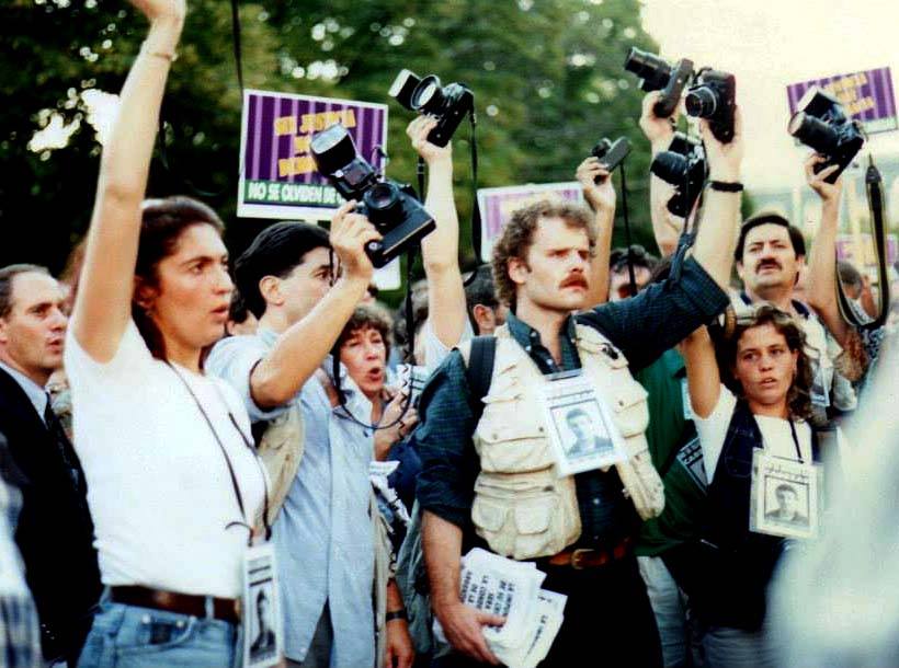Camarazo en Plaza San Martín por detención de Reporteros Gráficos