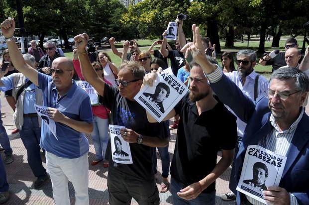 Emotivos homenajes a 20 años del asesinato de Cabezas