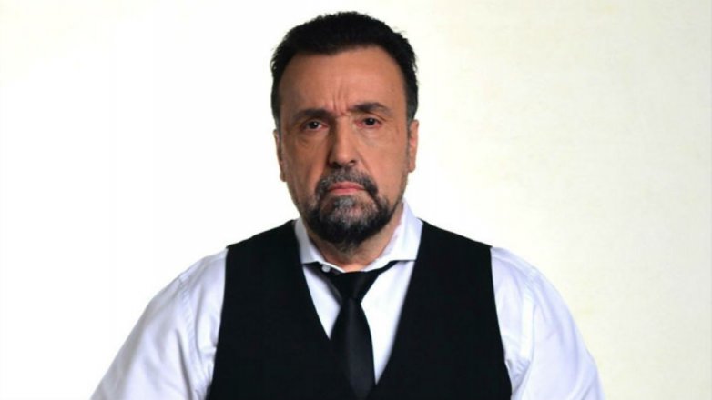 Solidaridad con el periodista Roberto Navarro