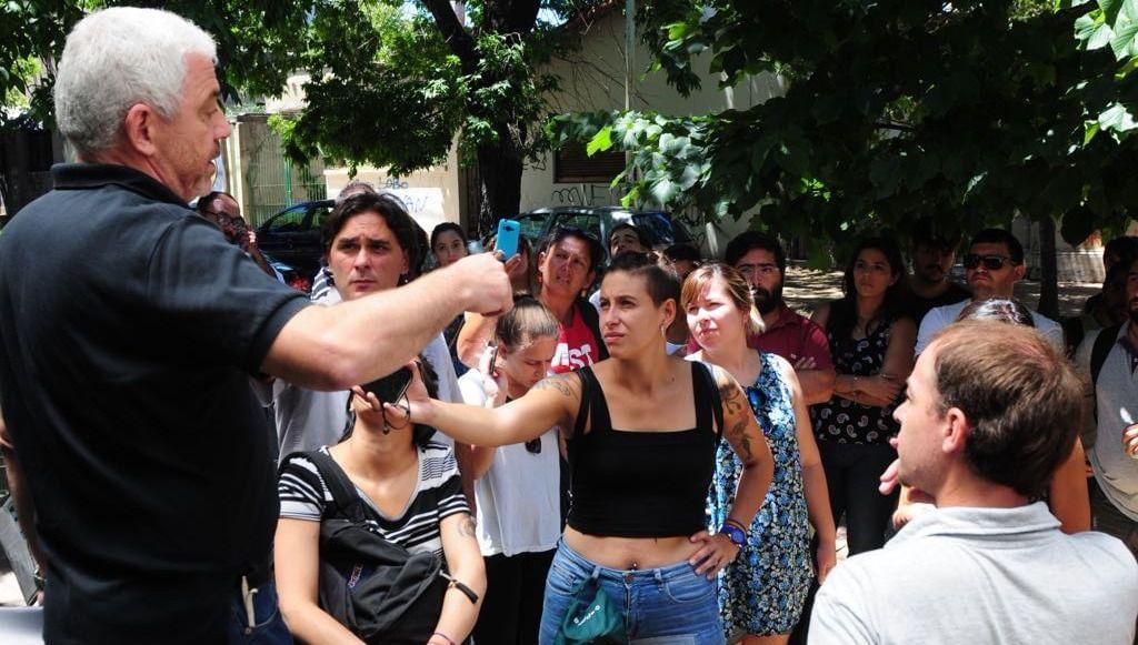 Diario Hoy: los dueños no fueron a la audiencia en Trabajo